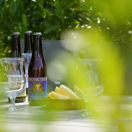 Le Jardin Des Biches 3*