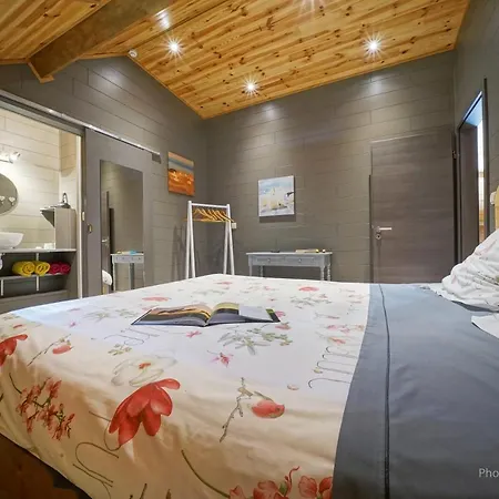 Bed & Breakfast Le Jardin Des Biches 3*