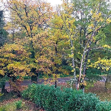 Le Jardin Des Biches 3*